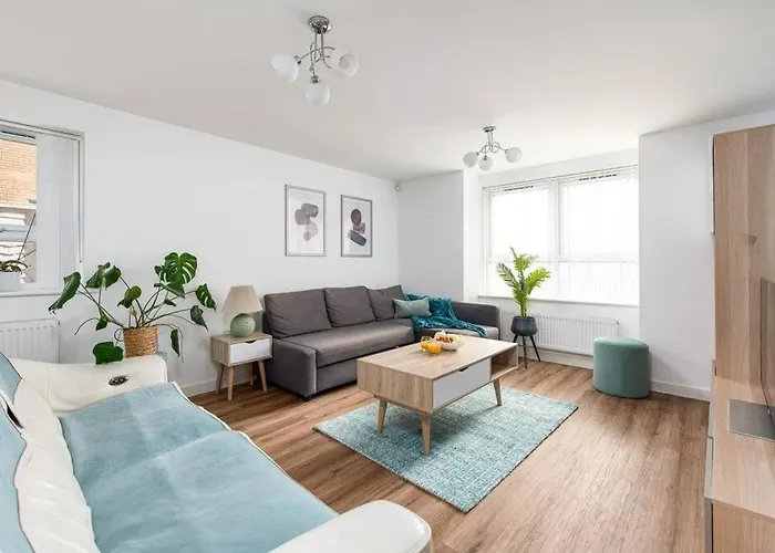 In Patchway * بريستول